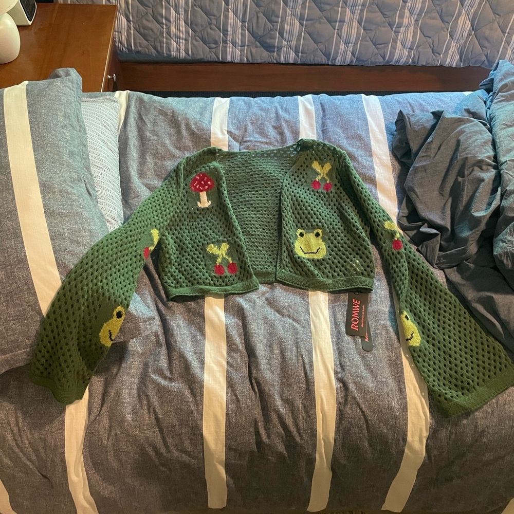 ROMWE Frog and Mushroom Cardigan